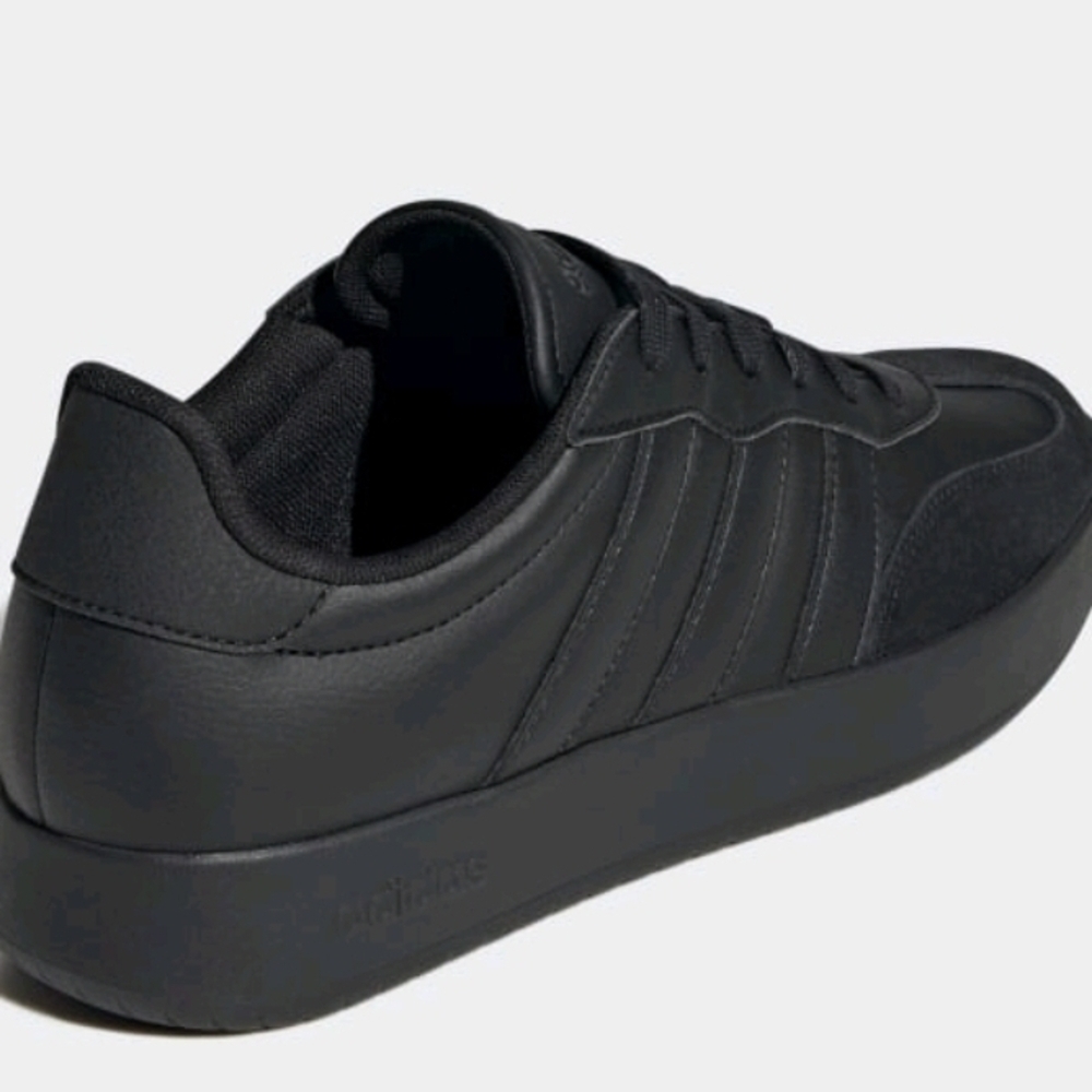 Labor Day Sale - NWT-Adidas Barrenda Unisex Black Sneakers- No Box - Picture 2 of 6
